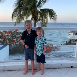 Meet your Posher, Whitney